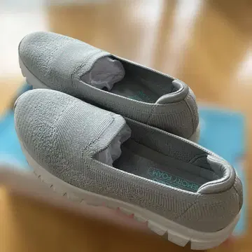 Skechers Graceful-View Finder 7.5 그레이