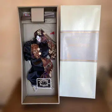 음 센서 부착 오르골 마리오네트 레트로