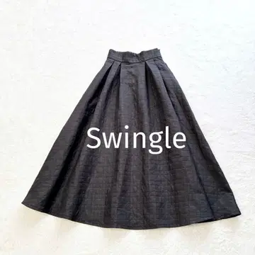 새상품급 Swingle 백리본 블랙 롱 플레어 스커트 퀼트 밴딩