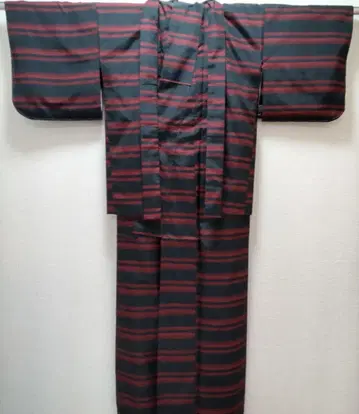 순수 실크 오시마 명주 가로 단 십자가 무늬 앙상블 (777)