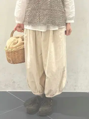 새상품 사만사 모스모스 벌룬 팬츠 samansa Mos2 SM2 아이보리