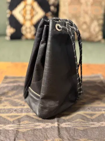 hobo DRAWSTING POUCH COW LEATHER 복조리 백