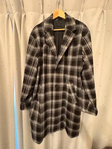 MMM 체크 무늬 트렌치코트 M 사이즈