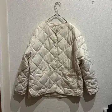 유니클로 퍼프 테크 릴랙스 자켓 새상품급 L 사이즈