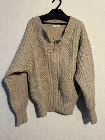 plage 아란 숏 풀오버 베이지