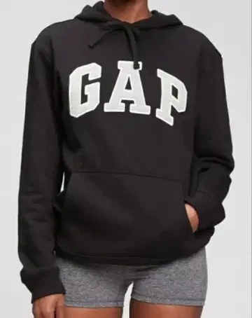 GAP 블랙 로고 후드티