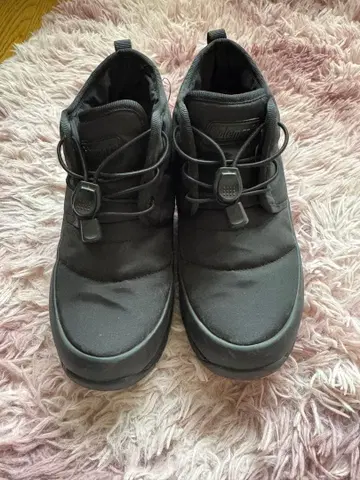 방수 다크 그레이 아웃도어 신발 콜맨