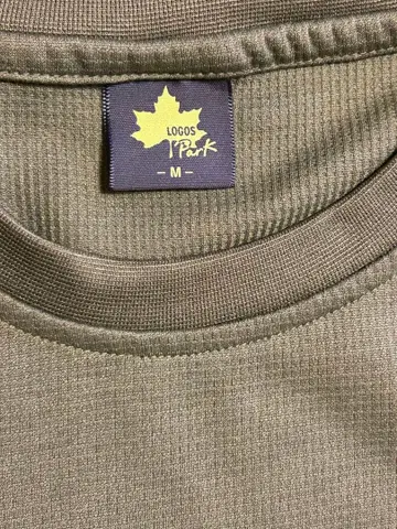 LOGOS T셔츠 M사이즈 올리브