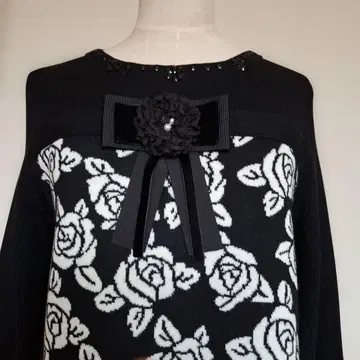 새상품급 갤러리 비스콘티 니트 원피스 사이즈 3 리본 포함