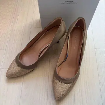 [ 새상품급 ] 그린 라벨 릴랙싱 펌프스 베이지