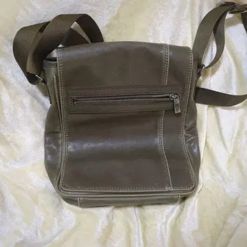 TAKEO KIKUCHI 숄더백 카키 택 포함 일본제