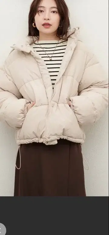 natural couture 후드 부착 베이지 다운 자켓