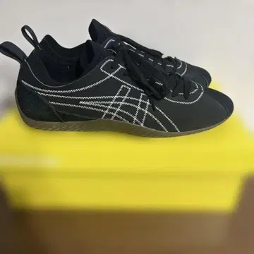 오니츠카타이거 SCLAW