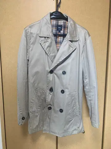 Gap 베이지 더블 브레스트 트렌치코트 L