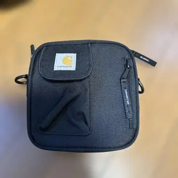 Carhartt 블랙 숄더백