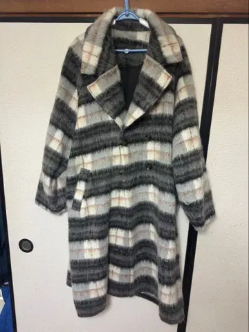 스트라이프 패턴 더블 브레스트 코트 LAVEANGE