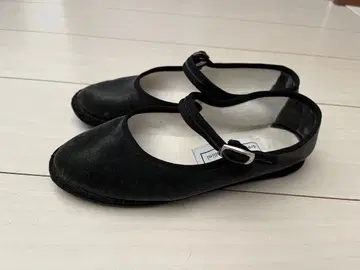 메리제인 차콜 그레이 스웨이드풍 신발