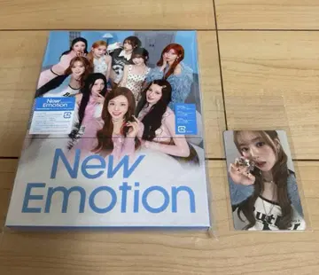NiziU New Emotion 초회 생산 한정판 B ( CD+소책자 )