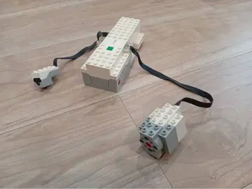 LEGO Boost 무브 허브, 모터, 센서