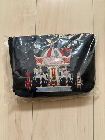 차코트 파우치 네이비 너트크래커