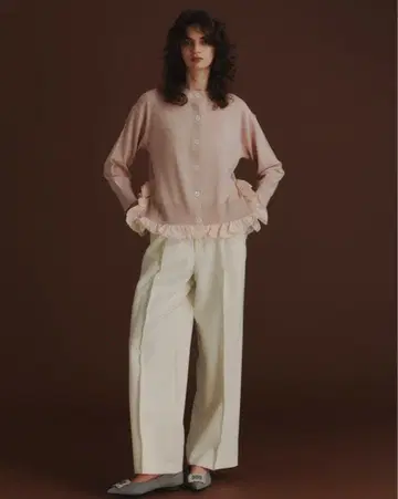 미사용 새상품 OHGA 프릴 가디건