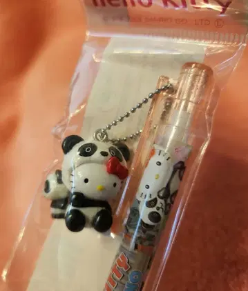 지역 한정 키티 참 볼펜 도쿄 한정 우에노 팬더