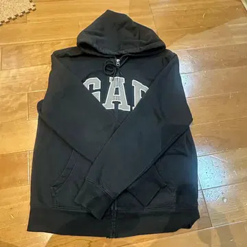 GAP 블랙 후드 부착 후드티