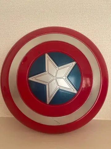 캡틴 아메리카 쉴드 직경 약 30cm