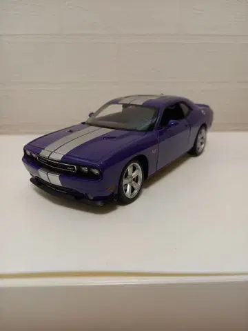 닷지 챌린저 미니카 1/24 WELLY