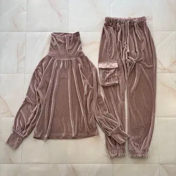 아마테라스 셋업 벨벳 룸웨어