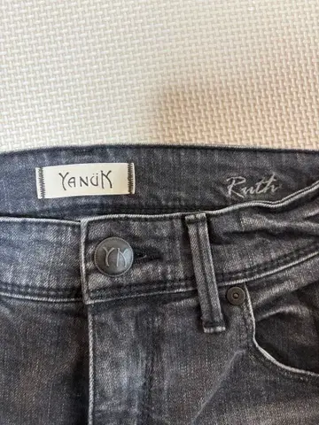 야누크 Ruth 블랙 새상품급