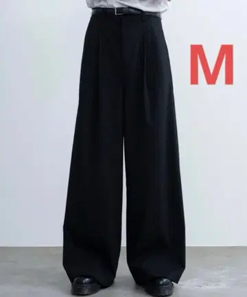 [ 완판템 ] SINSS 2 턱 와이드 스트레이트 스트라이프 슬랙스