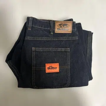 Butter 다크 데님 스트레이트 팬츠