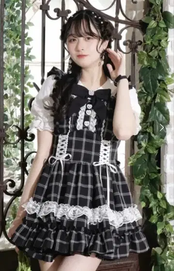 NOEMIE 하트 비쥬 레이스업 셋업