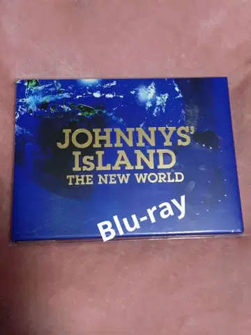 JOHNNY'S ISLAND THE NEW WORLD Blu-ray