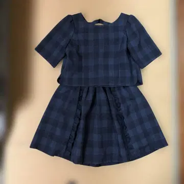 네이비 체크 무늬 셋업