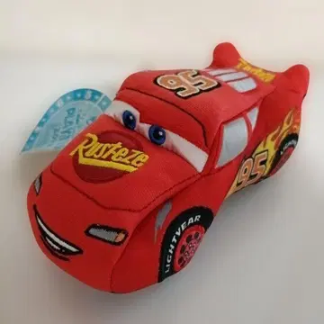 미사용 새상품 디즈니 한정판 라이트닝 맥퀸 인형 배지