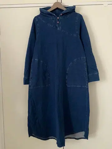 후드 부착 데님풍 롱 원피스