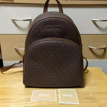 MICHAEL KORS 브라운 백팩