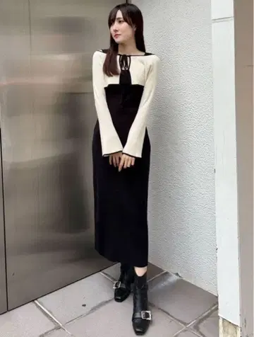 3WAY 배색 스트랩 백 크로스 롱 슬리브 원피스 블랙