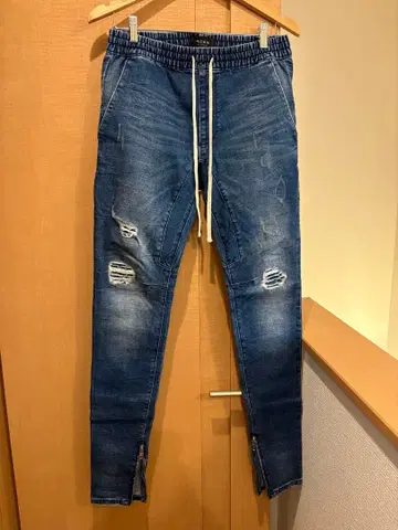 Pacsun 데미지 가공 조거 팬츠