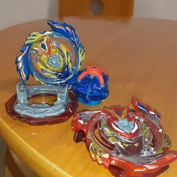 베이블레이드 버스트 격 갓 발키리 갓 칩 레이어 2개 세트