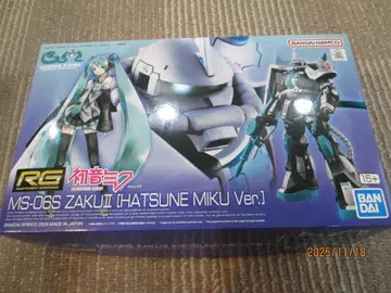 프리미엄 반다이 한정판 ZAKU II 하츠네 미쿠 Ver.