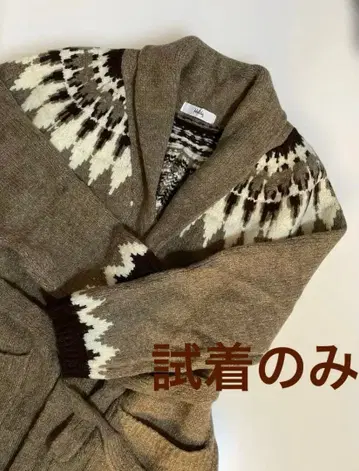 [ 새상품급 ] 안티로자 홀리데이 노르딕 무늬 가디건