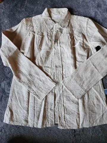 베이지 린넨 긴팔 셔츠