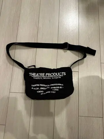 [ 새상품급 ] THEATRE PRODUCTS 숄더백 블랙