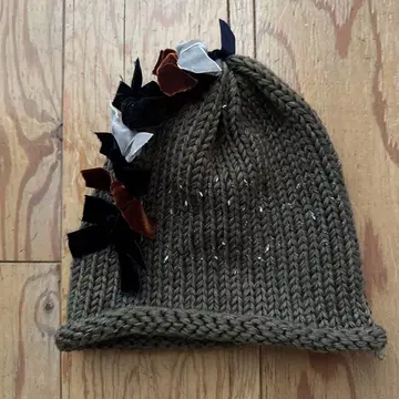 알코나난 올리브 그린 니트 비니 리본 포함