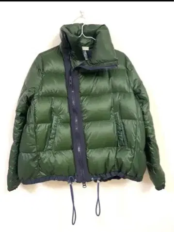 새상품급 sacai luck 다운 자켓