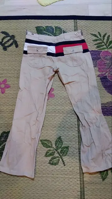 토미걸 베이지 팬츠