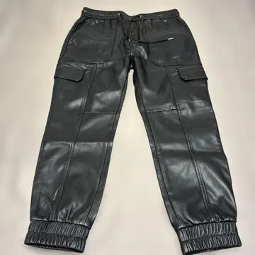 블랙 가죽 카고 팬츠